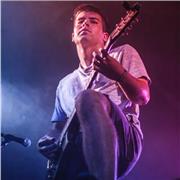 Graduado en psicología. Imparto clases de guitarra en mi domicilio o a domicilio, para personas de nivel principiante o intermedio